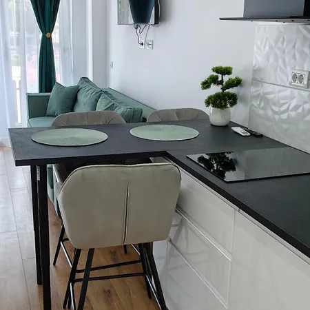 Garsoniera Sea Breeze شقة