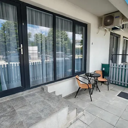 شقة Garsoniera Sea Breeze ساتورْنْ